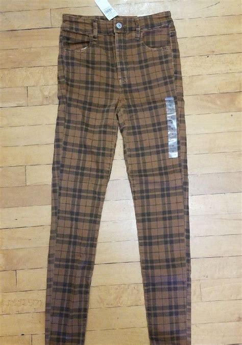 Plus, the iconic cargo pockets mean you can carry your essentials in front, back, and. . American eagle plaid pants